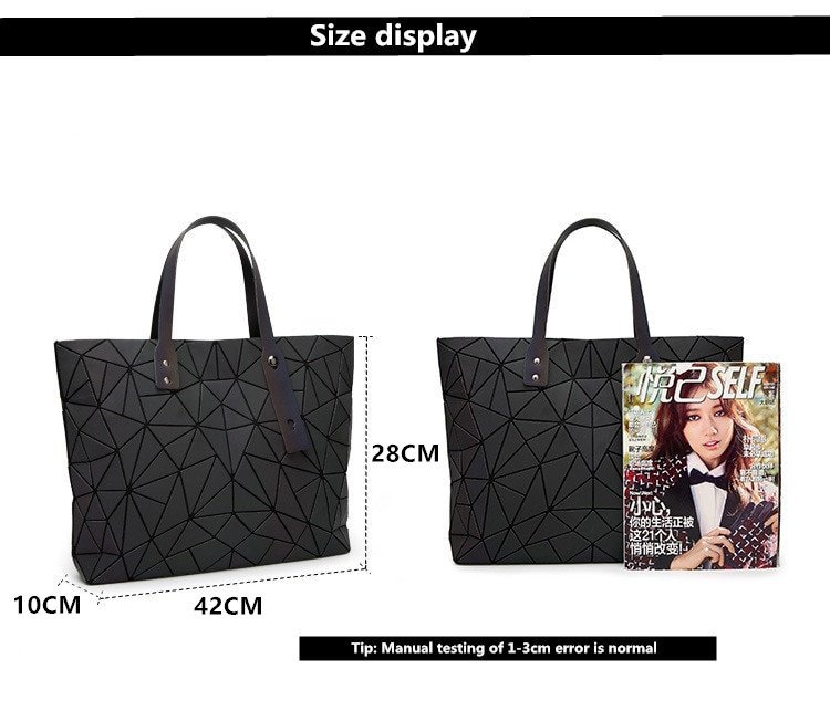 luminous effect bag 2023